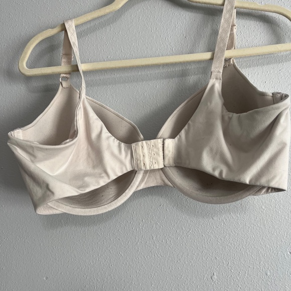 Warners all you need underwire bra 40D Cream - Picture 2 of 3